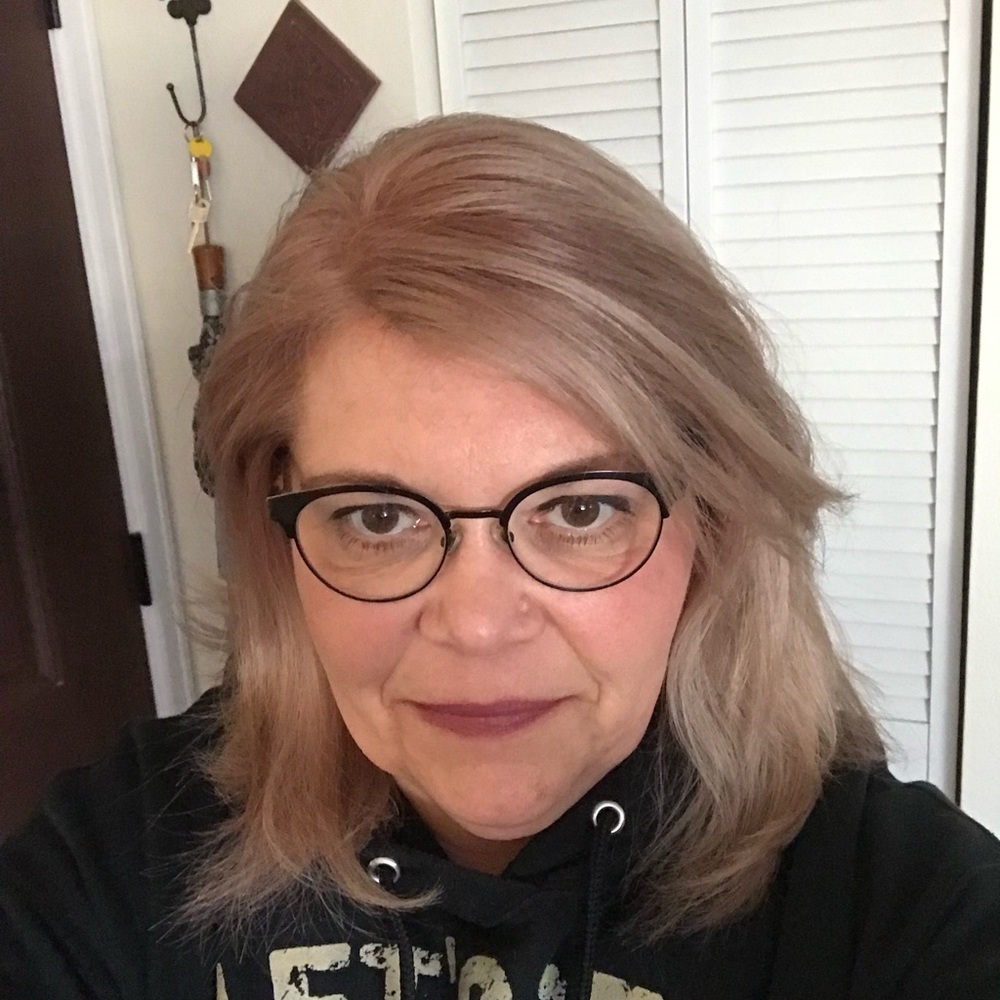 Meet your Posher, Connie